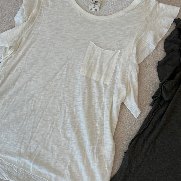 ✨SOLD✨Free People T-Shirts (2 Tops)! - Picture 9 of 11
